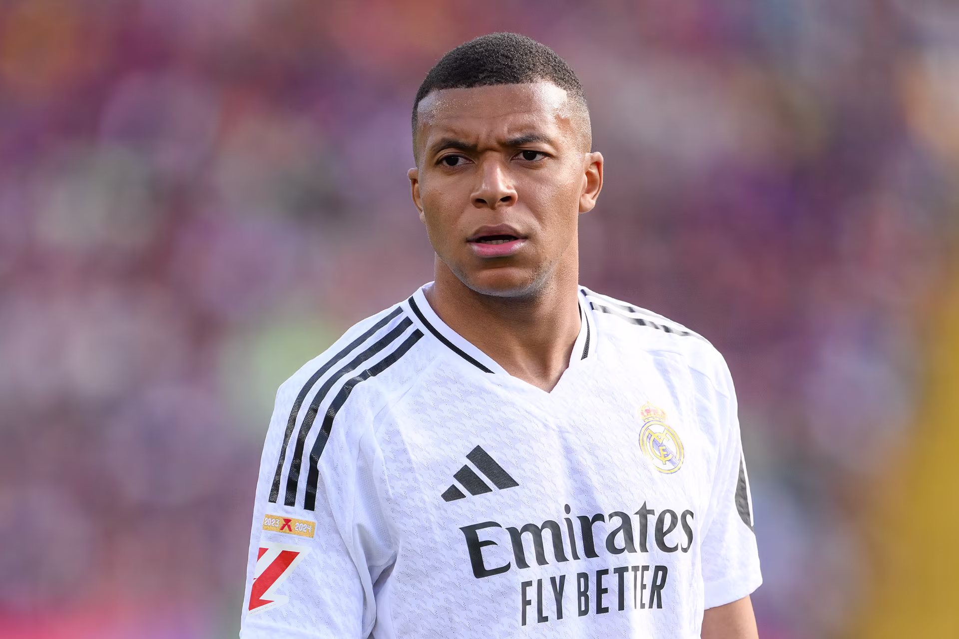 ميسي يحسم معركة التاريخ ويبتعد عن رونالدو في سباق الـ50 هدفًا