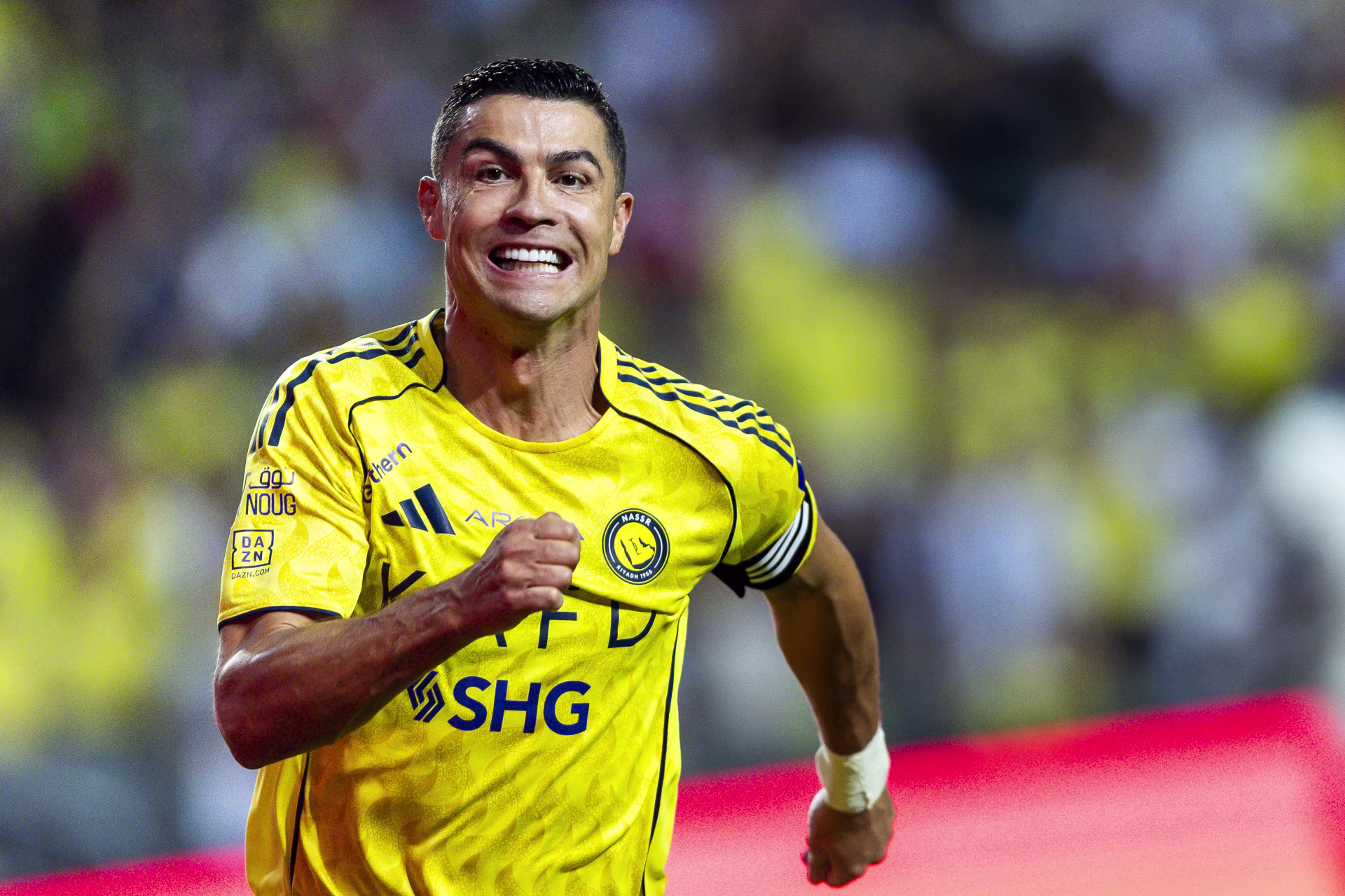 رونالدو يحسم القمة ويتوّج أفضل لاعب في الشرق الأوسط 2025