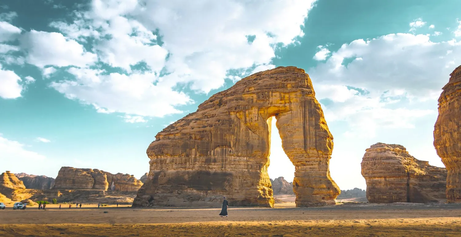 العُلا… تتصدر العالم وتتوج بأرفع جائزة للسياحة الثقافية لعام 2025