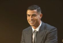 صورة رونالدو يحسم القمة ويتوّج أفضل لاعب في الشرق الأوسط 2025