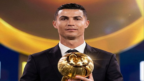 رونالدو يحسم القمة ويتوّج أفضل لاعب في الشرق الأوسط 2025