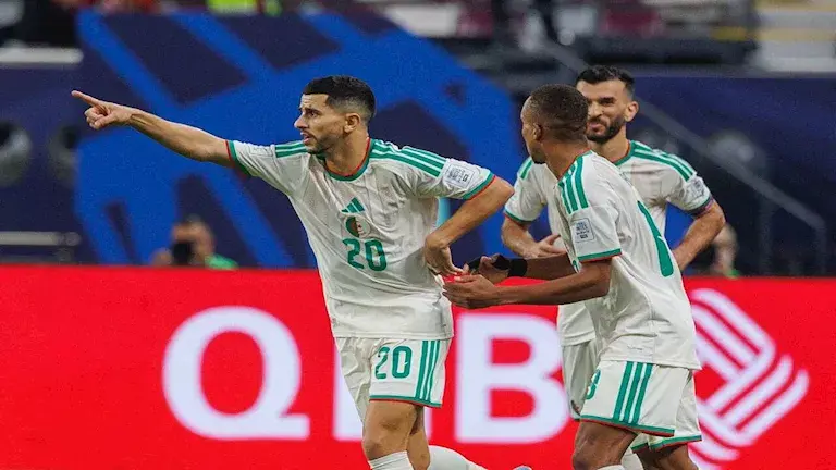 خماسية جزائرية تُشعل المجموعة الرابعة.. “محاربو الصحراء” يرسلون رسالة قوية في كأس العرب