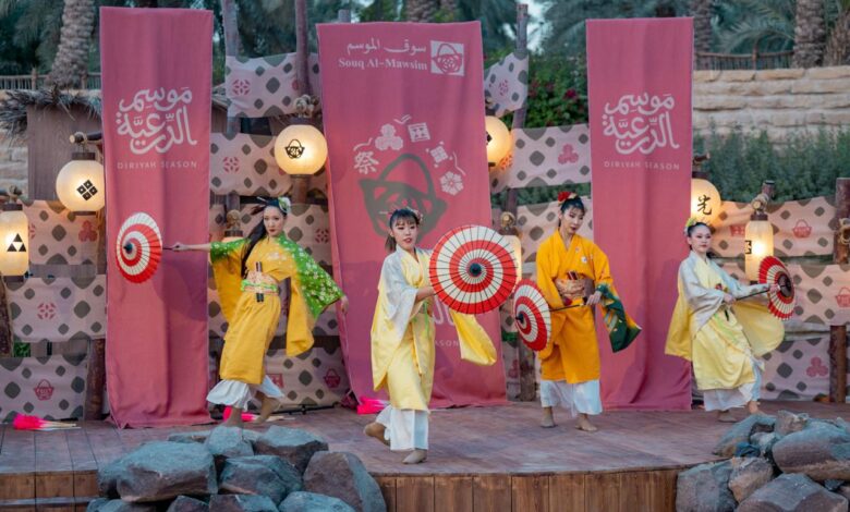 "ليالي الدرعية" و"سوق الموسم" يعيدان صياغة المشهد الثقافي في "موسم الدرعية" 2025 – 2026