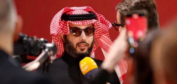 ملحمة سينمائية تتشكل… آل الشيخ يطلق شرارة “خالد بن الوليد” من قلب ستديوهات الحصن والقدية