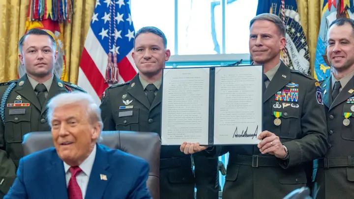 الفنتانيل «قنبلة صامتة».. لماذا أعلن ترمب الحرب وصنّفه سلاح دمار شامل؟