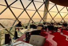 صورة ثورة المطاعم الفاخرة في الرياض وجدة… ماذا يجذب الجيل الجديد؟