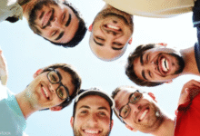 صورة جيل بلا وظائف ثابتة.. كيف يعيد الشباب العربي تعريف الاستقرار؟