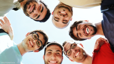 صورة جيل بلا وظائف ثابتة.. كيف يعيد الشباب العربي تعريف الاستقرار؟