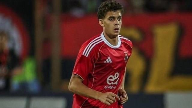 برشلونة يفتح أبوابه لموهبة عربية صاعدة.. تحركات جادة لضم نجم الأهلي المصري حمزة عبد الكريم