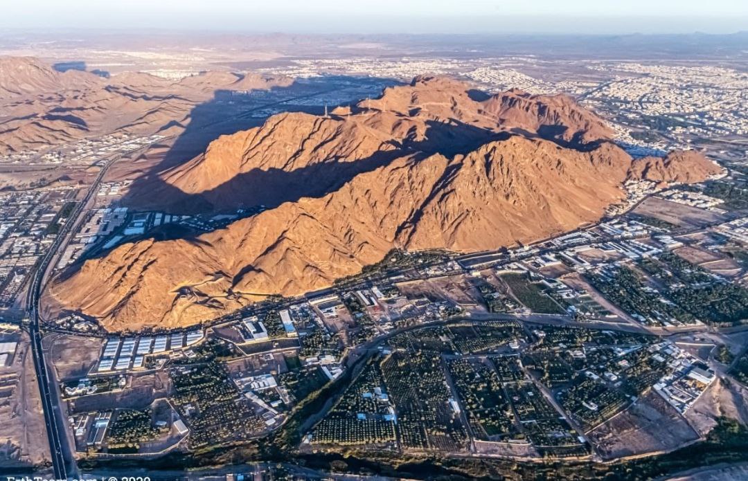 من زيارة أمير المدينة إلى واجهة سياحية عالمية.. كيف يتحول جبل أُحد إلى نموذج سعودي لتطوير المواقع التاريخية؟