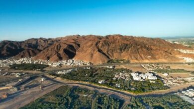 صورة من زيارة أمير المدينة إلى واجهة سياحية عالمية.. كيف يتحول جبل أُحد إلى نموذج سعودي لتطوير المواقع التاريخية؟