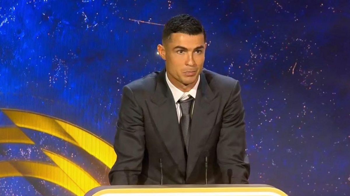 رونالدو يحسم القمة ويتوّج أفضل لاعب في الشرق الأوسط 2025