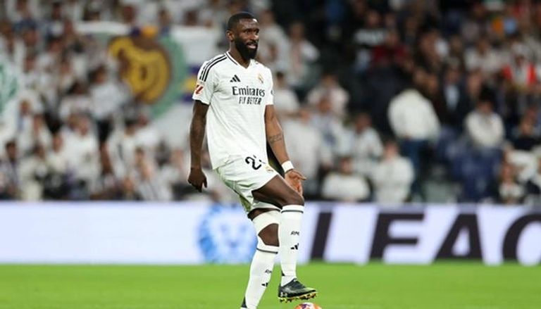 رونالدو يشعل الميركاتو.. نجم ريال مدريد على رادار النصر بطلب مباشر من “الدون”