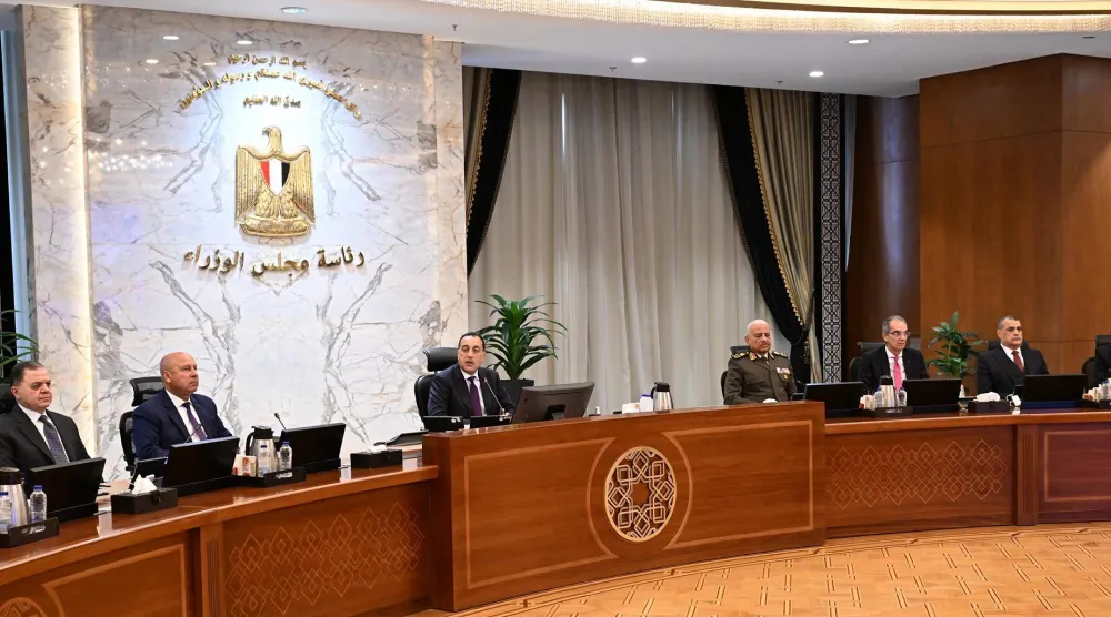 مصر تفتح كنوزها المدفونة.. أول مسح جوي شامل للثروات المعدنية منذ 40 عامًا