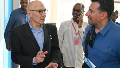 صورة مسؤول أممي: السودانيون يعيشون في جحيم مفتوح والحرب تُغذّي نفسها