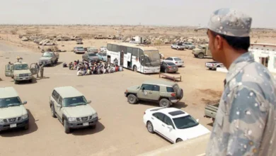 صورة بين السجن والترحيل والغرامة.. أكثر من 19 ألف قرار ضد مخالفي الإقامة والعمل في السعودية