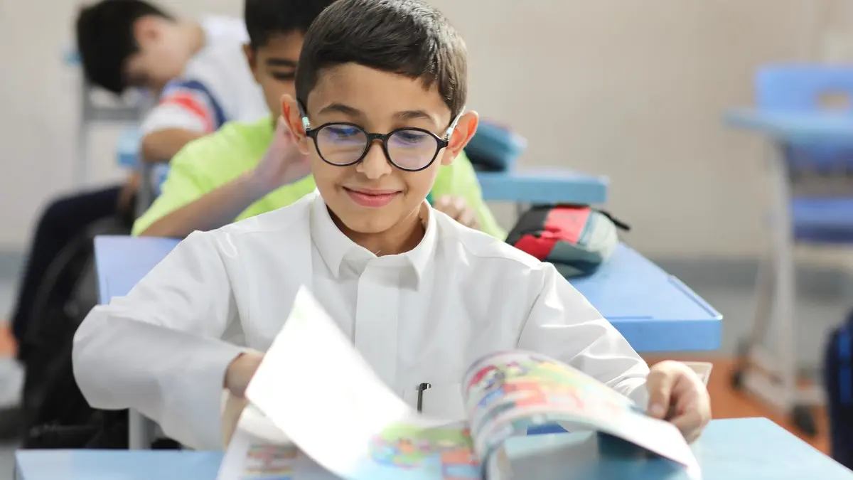 التعليم تحسم الجدل حول رمضان وتؤكد استمرار الدراسة الحضورية