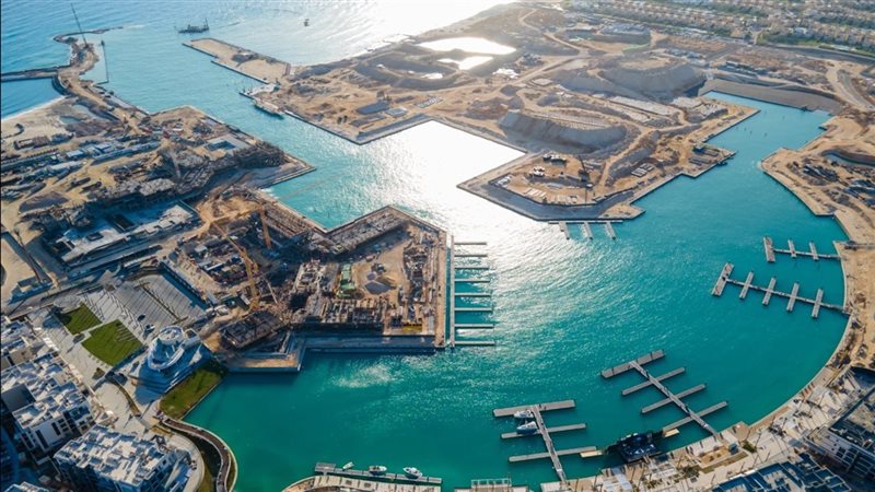 مصر تمضي في صفقة «علم الروم».. شراكة قطرية تعيد رسم الساحل الشمالي