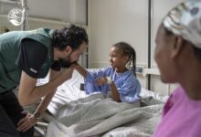 صورة العلاج بدل القصف.. مبادرة سعودية تنقذ مرضى سرطان من جحيم غزة