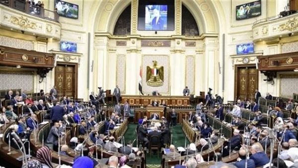 برلمان جديد وتساؤلات قديمة.. هل يفتح انعقاد مجلس النواب الباب أمام تغيير حكومي في مصر؟