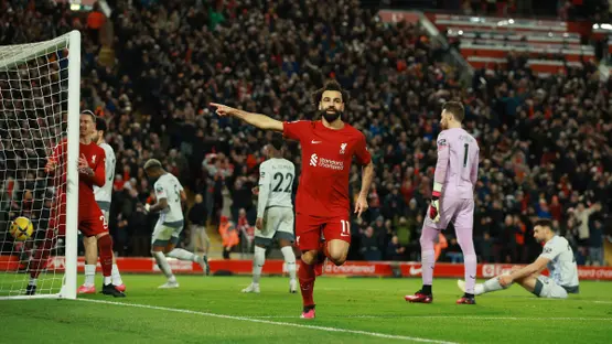 ليلة الأرقام الصادمة في أوروبا.. برشلونة يغامر وصلاح يكتب التاريخ