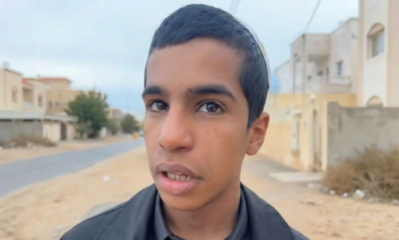 أمنية على «إكس» تتحول لرحلة رسمية.. تركي آل الشيخ يحقق حلم «سيف» بزيارة الرياض