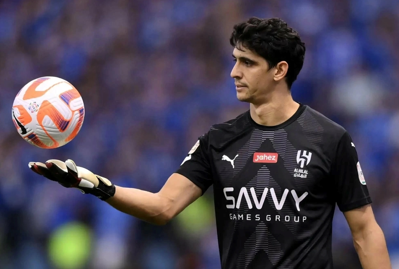 قمة القفازات في الرباط.. بونو وميندي على خط النار لحسم لقب أفريقيا 2025