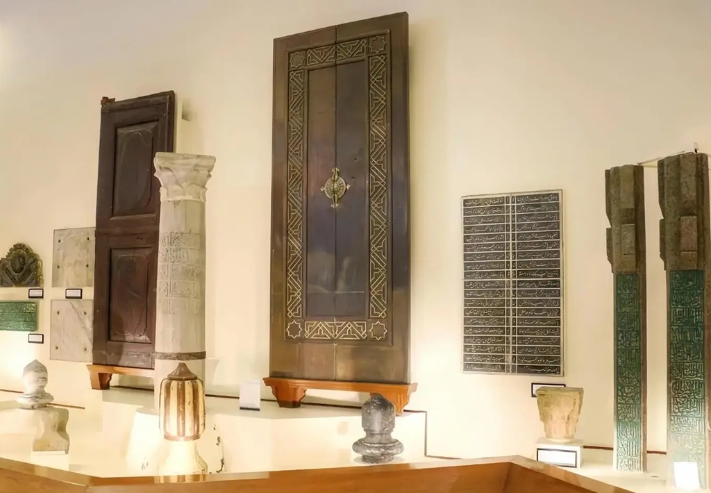 من الحجر الأول إلى أعظم توسعة.. معرض يوثّق رحلة عمارة الحرمين عبر القرون