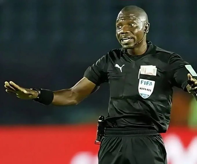 صافرة أفريقية حاسمة في الرباط.. ندالا يقود نهائي المغرب والسنغال