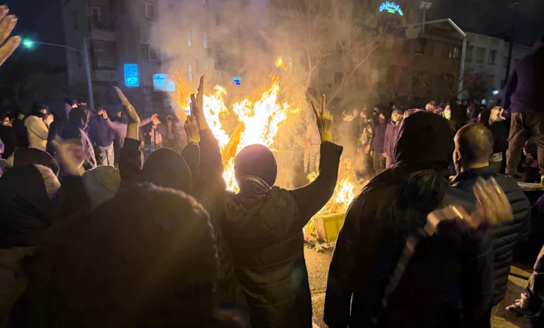 إيران على حافة الانفجار… خمسة آلاف قتيل والعدّ مستمر وسط تهديدات بالإعدام وتصعيد سياسي غير مسبوق