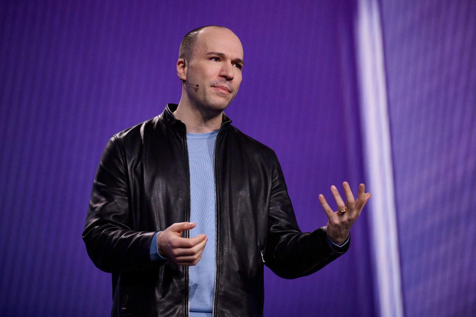 صفقة الرقائق تغيّر قواعد اللعبة.. استثمار ضخم يعيد رسم مستقبل الذكاء الاصطناعي