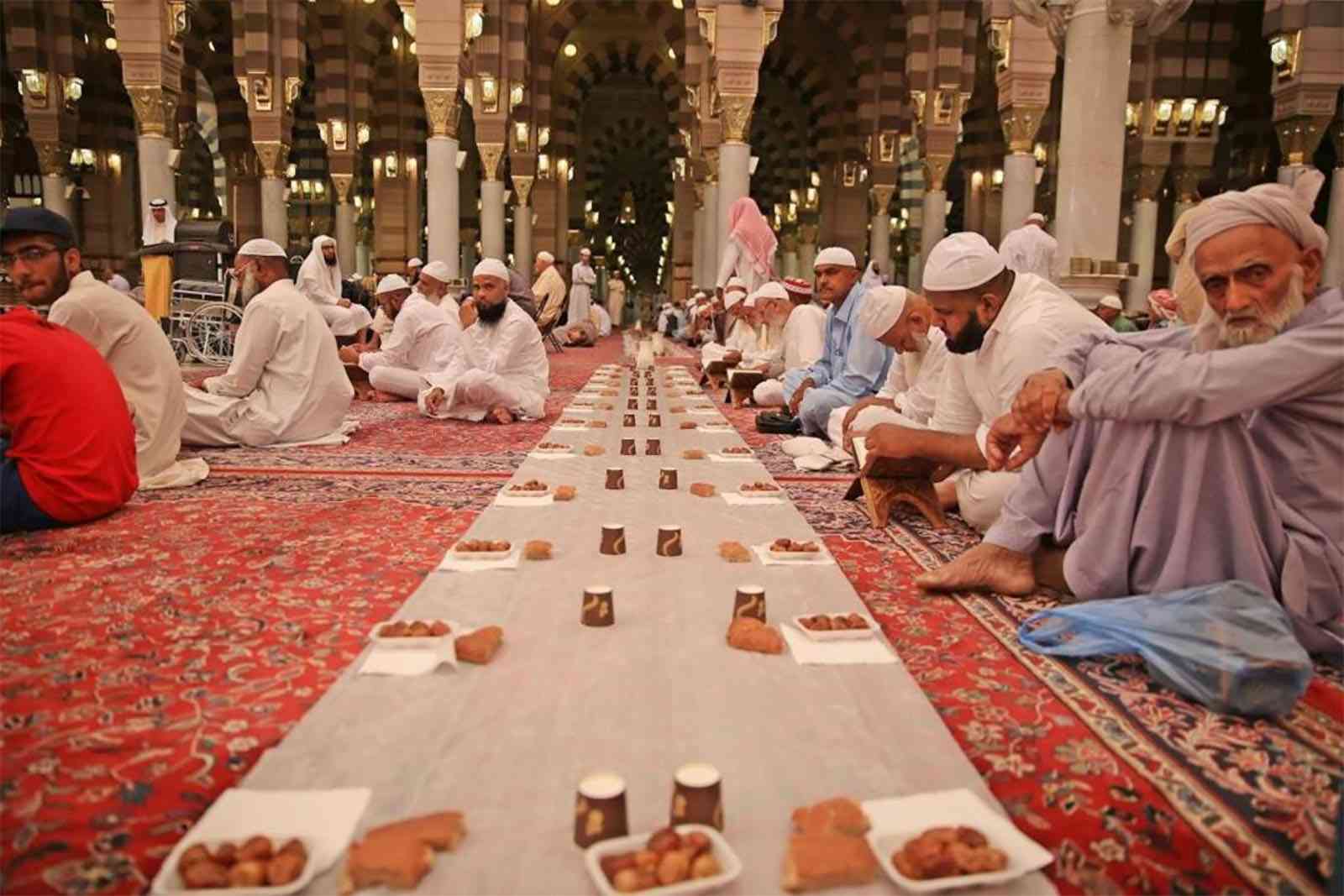 توجيهات رمضان 1447.. «الشؤون الإسلامية» تضبط الإقامة وتمنع التصوير والتسول داخل المساجد