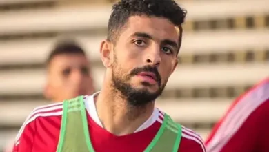 صورة “القرار الأصعب” يطوي مسيرة مدافع من ذهب.. أيمن أشرف يعلن الاعتزال