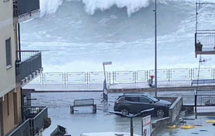 عواصف تضرب جنوب إيطاليا وتكشف هشاشة المدن التاريخية في صقلية