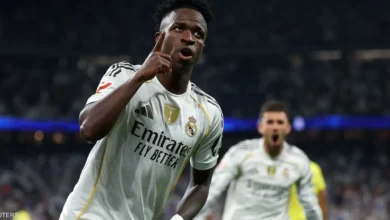 صورة فينيسيوس يكتب رقماً مدريديّاً تاريخياً ويُعيد الريال للقمة مؤقتاً
