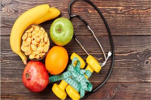 وصفات السوشيال ميديا تحت المجهر.. تحذير طبي من فوضى المعلومات الصحية