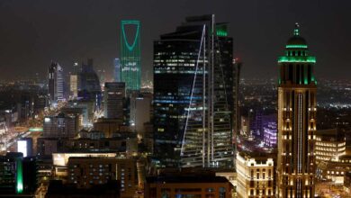 صورة بطاقة امتياز لكبار السن تغيّر طريقة حصولهم على الخدمات في السعودية