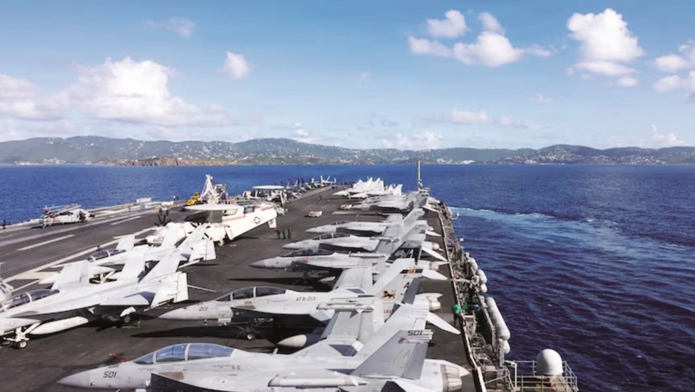 "جيرالد فورد" تتجه للشرق الأوسط.. رسالة ضغط توازي مفاوضات النووي