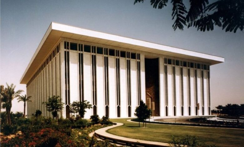 سيولة الاقتصاد السعودي تقفز 193 مليار ريال في 2025.. كيف تقرأ أرقام «ساما» وما الذي تعنيه للبنوك والأسواق؟