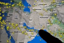 صورة إغلاق الأجواء يربك الشرق الأوسط.. دول توقف الرحلات مع الضربات الأميركية الإسرائيلية على إيران
