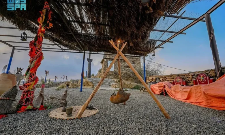 من الصميل إلى موائد اليوم.. حكاية خضّ اللبن التي صمدت عبر القرون في جنوب السعودية