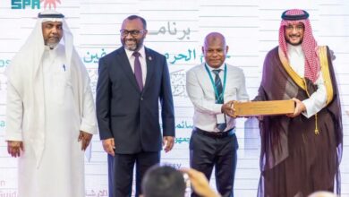 صورة وزير الشؤون الإسلامية بالمالديف.. مبادرتا تفطير الصائمين وهدية التمور السعوديتان تجسدان روح الأخوّة الإسلامية عالميًا