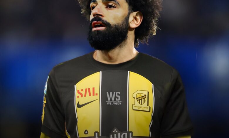 عرض تاريخي يقلب الموازين.. محمد صلاح على أعتاب الصفقة الأغلى في عالم الكرة