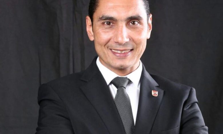 جوهر نبيل.. وزير الرياضة الأهلاوي الذي اصطدم بالخطيب