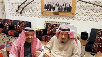 صورة ظهور ملكي يبعث الطمأنينة.. الملك سلمان يتصدر المشهد برفقة عدد من الأمراء