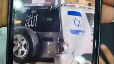 صورة الغضب في كرداسة.. ملصق علم إسرائيل يفجر فوضى دهس وإصابات