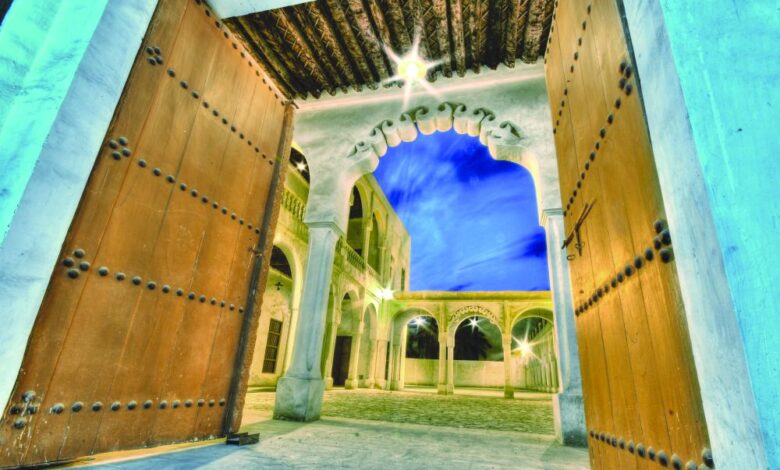 قصر الفاخرية في الأحساء… حكاية التاريخ حين تسكن العمارة بين النخيل