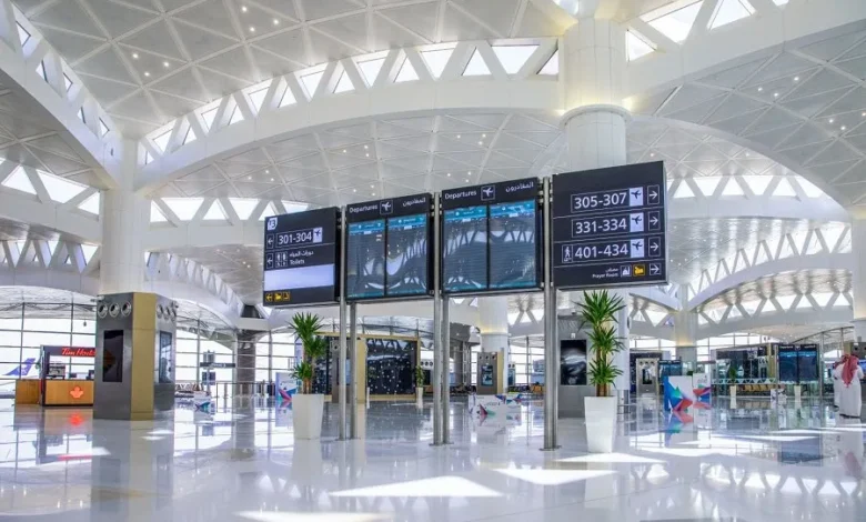أكبر إعادة توزيع للصالات في مطار الملك خالد.. خطة 10 أيام تغيّر مسار الرحلات وتفرض قواعد جديدة للمسافرين