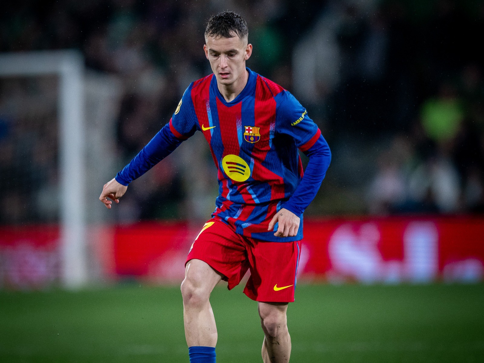 موهبة برشلونة على أعتاب الدوري السعودي وتحرك جديد يثير سوق الانتقالات