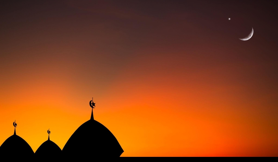الأربعاء أم الخميس؟ الحسابات الفلكية تحسم الجدل حول أول أيام رمضان وموعد عيد الفطر